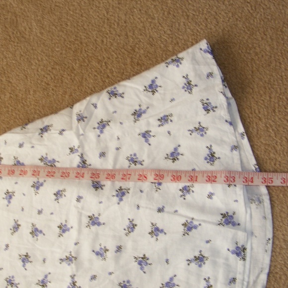 Forever 21 NWT White Dress Floral Back Cut Out - Picture 8 of 14